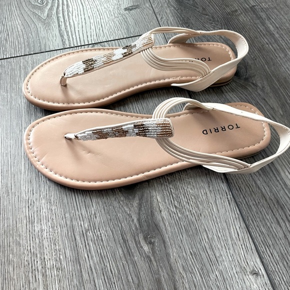 Torrid 9W Sandals With Beading - Picture 1 of 5